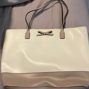 Beautiful Kate Spade shoulder bag
